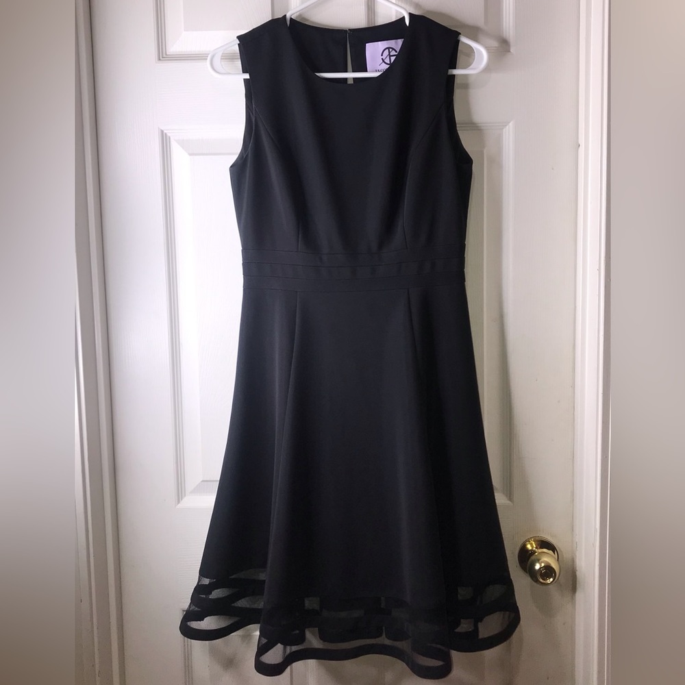 JS Collections Black Dress Size 6